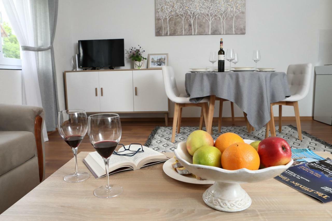 Apartman Sofia โอโทชาส ภายนอก รูปภาพ