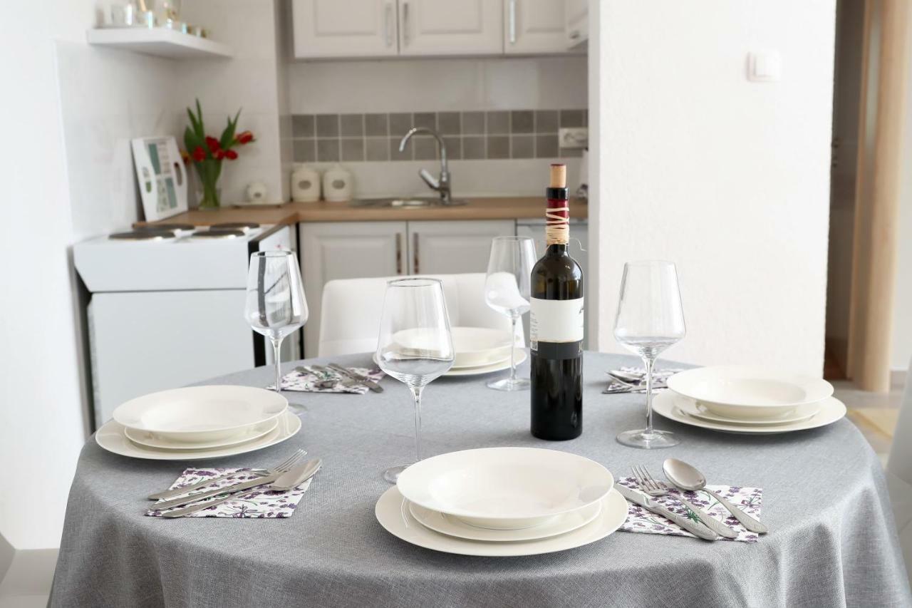 Apartman Sofia โอโทชาส ภายนอก รูปภาพ
